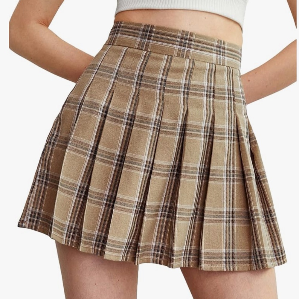 ✨ BUY 1 GET 1 FREE CLOTHING SALE ✨ Beige Plaid Skirt